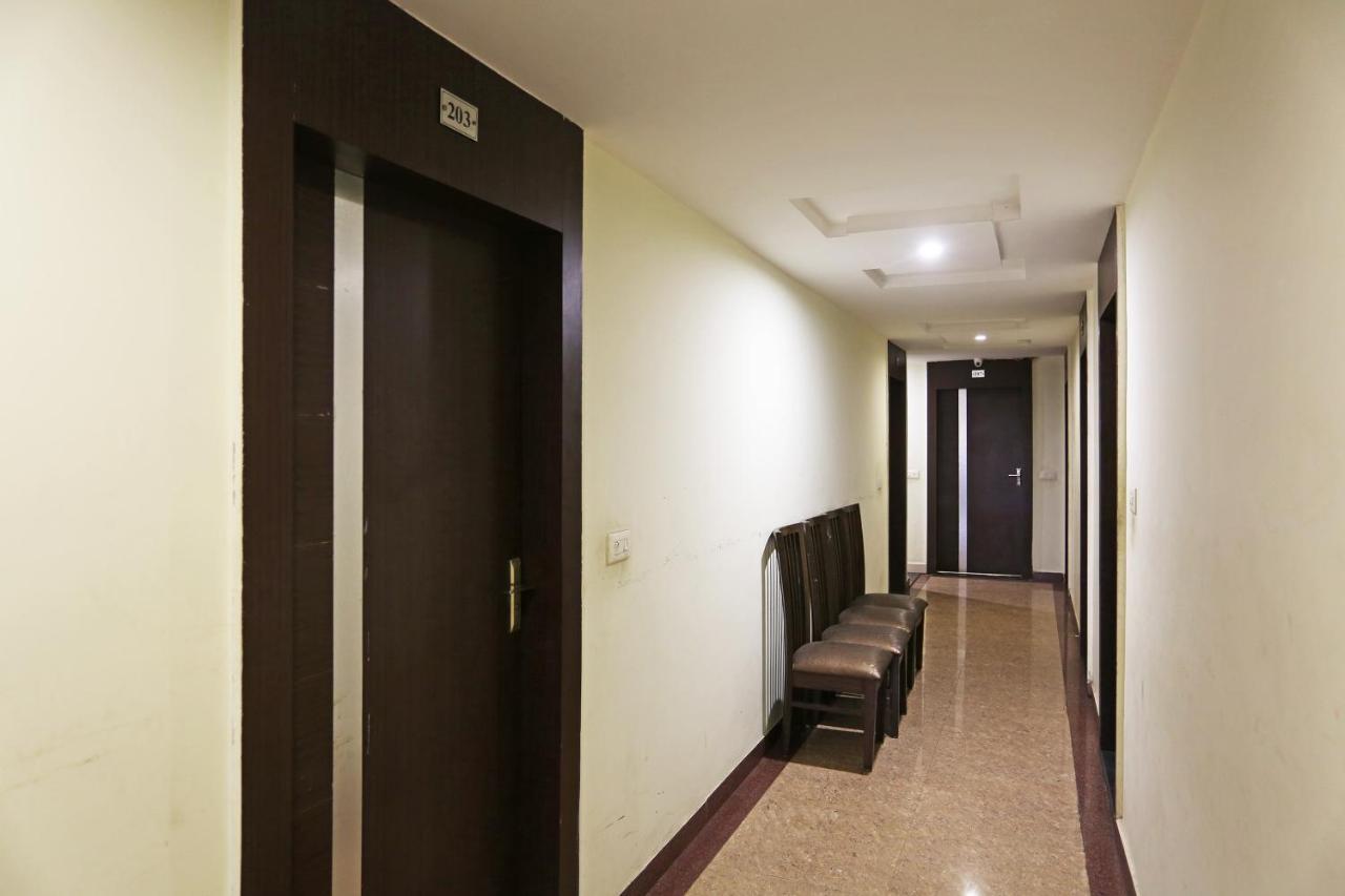 Oyo 6359 Hotel Mezbaan Regency Rāipur 외부 사진