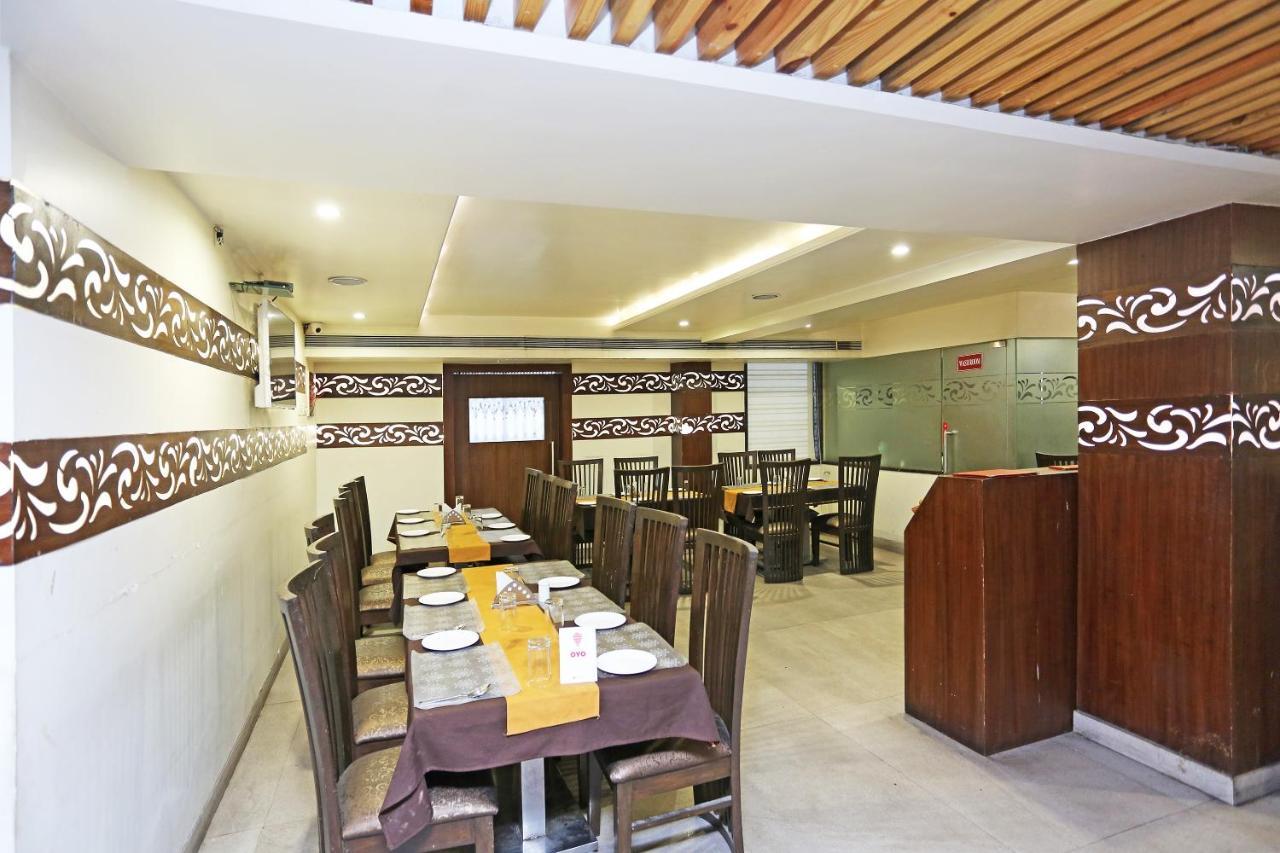 Oyo 6359 Hotel Mezbaan Regency Rāipur 외부 사진